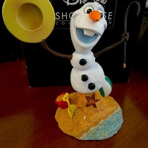 NIB Disney Showcase Collecton Enesco Olaf figurine